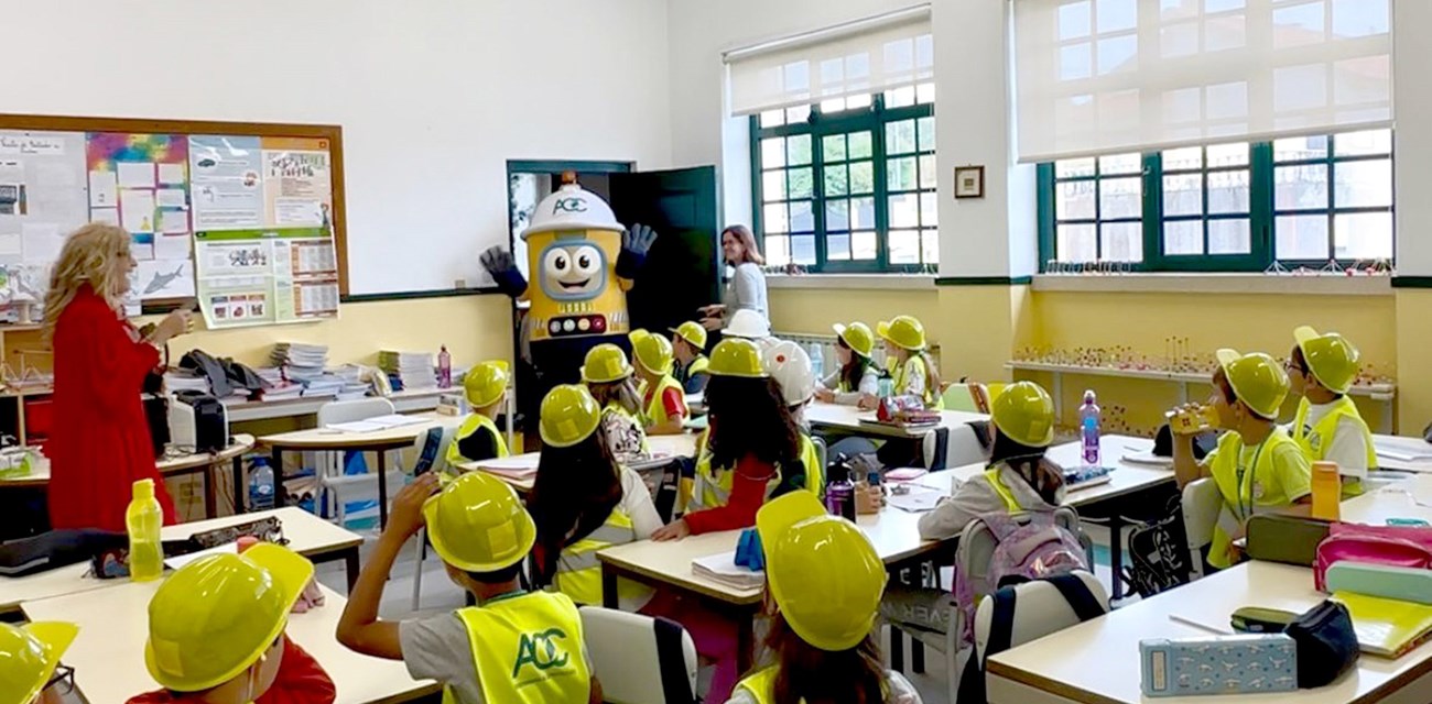 dia-das-profissoes-caranguejeira-20250604-59